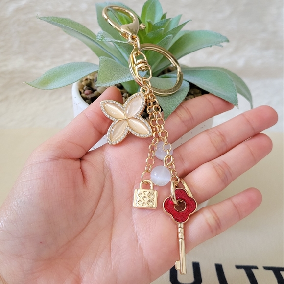 Handbags - BEAUTIFUL ❤ Keychain Keycharm Keyring for Purse Bag